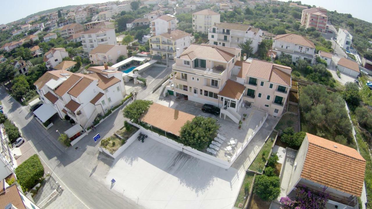 Fumija Apartment