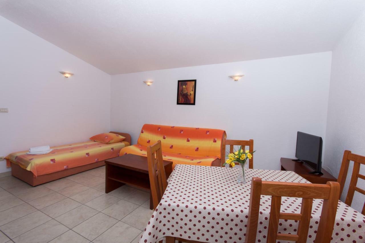 Apartment Fumija Trogir