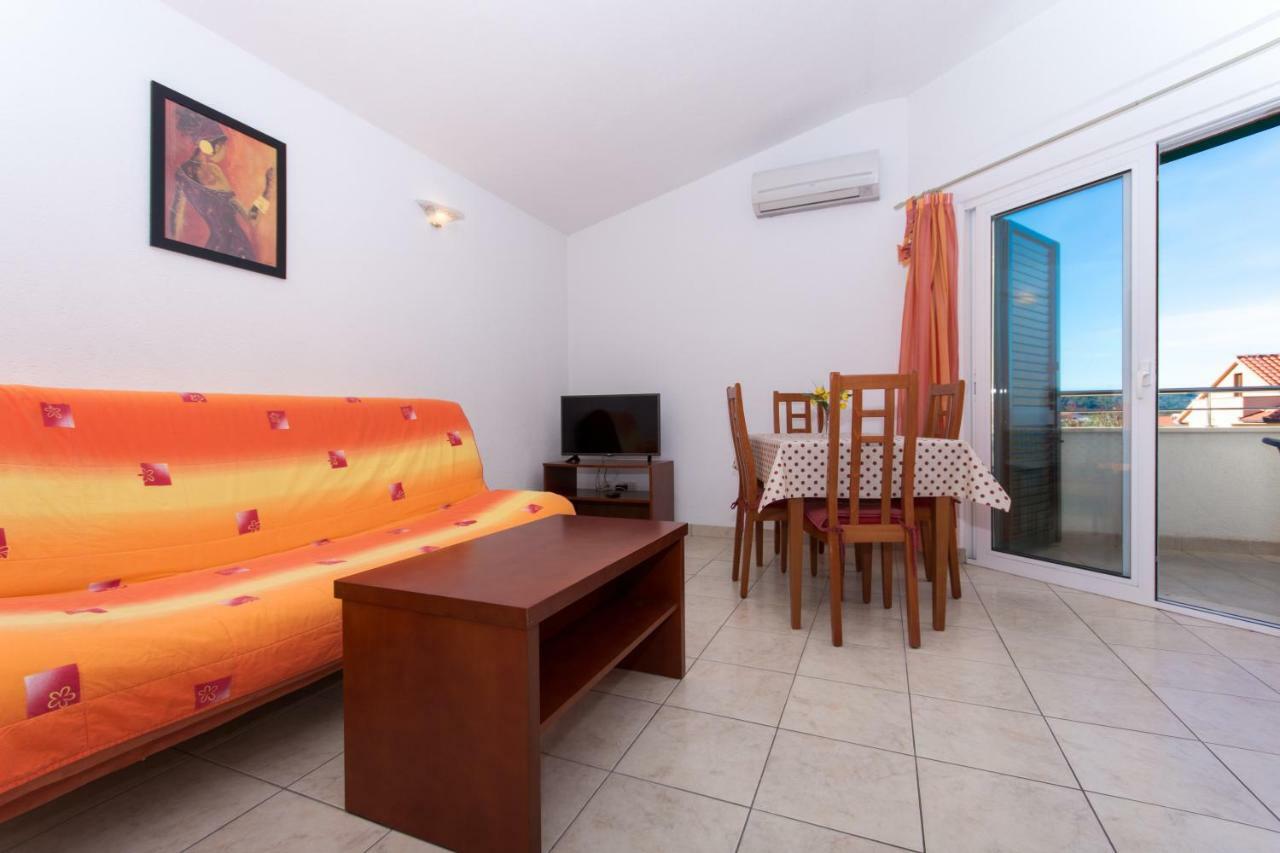 Fumija Apartment